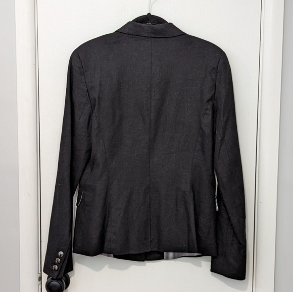 Harve Benard Linen Blazer - Picture 2 of 9